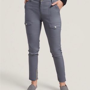 Jaanuu scrubs skinny cargo pant XS NEW